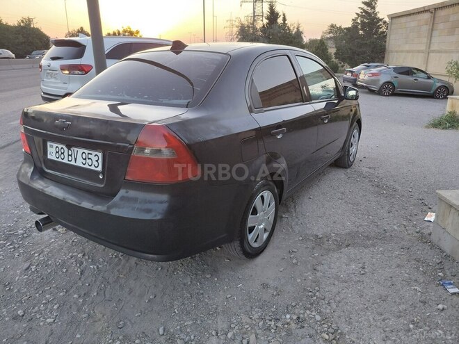 Chevrolet Aveo-2