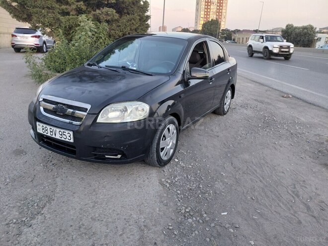 Chevrolet Aveo-5