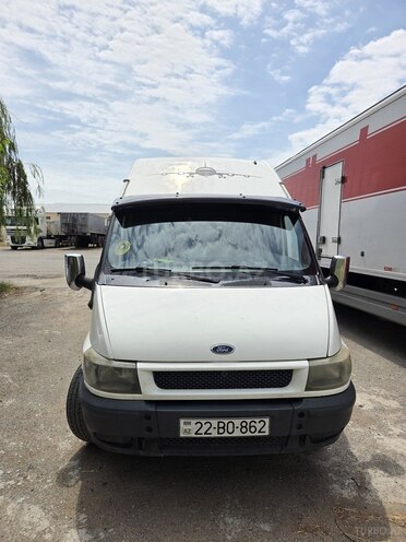 Ford Transit-1