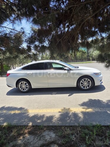Chevrolet Malibu-5
