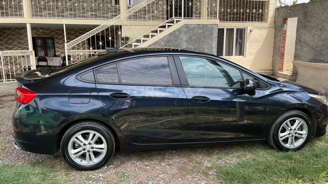 Chevrolet Cruze-4