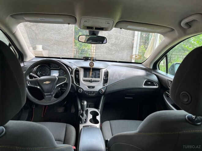 Chevrolet Cruze-3