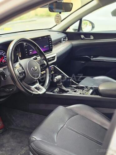 Kia K5-10