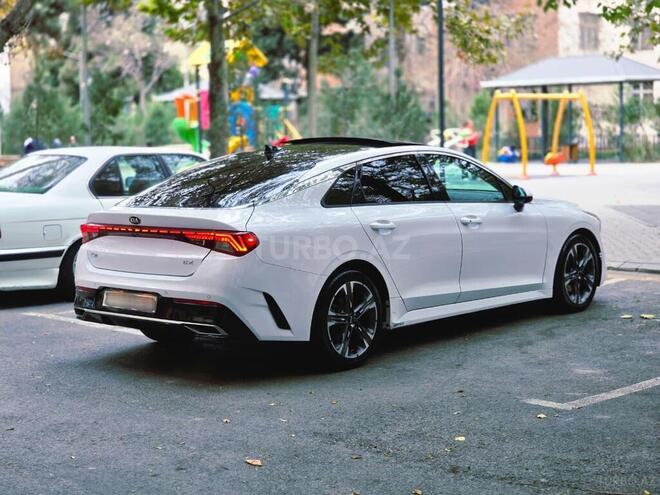 Kia K5-8
