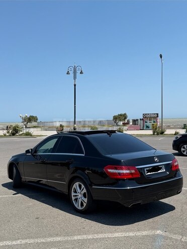 Mercedes E 220-5