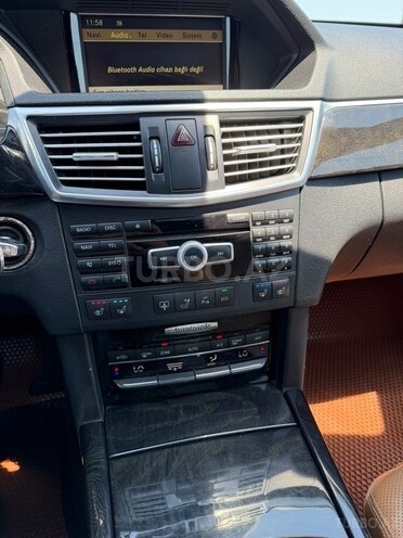 Mercedes E 220-14