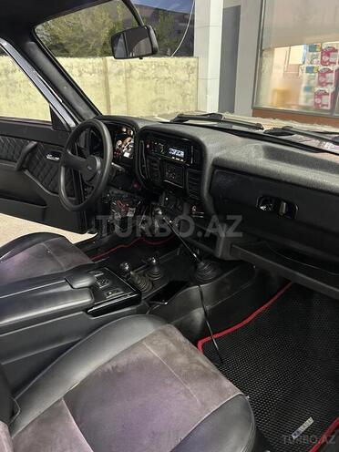LADA (VAZ) Niva-6