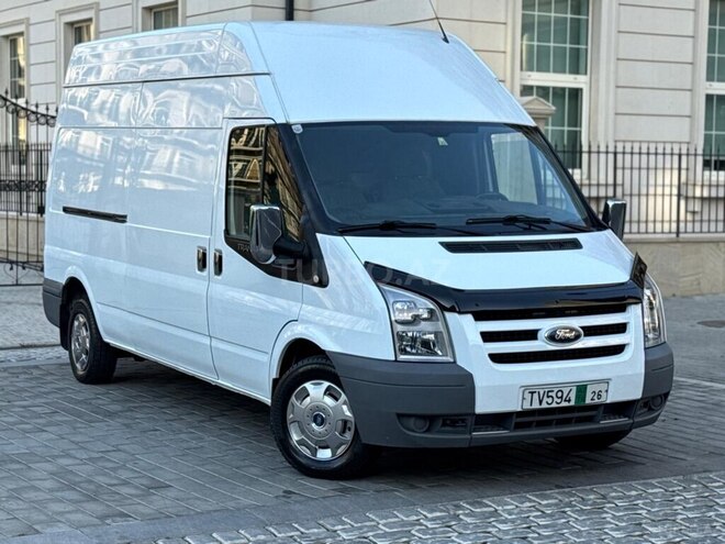 Ford Transit-2
