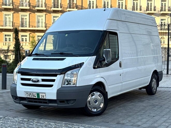 Ford Transit-1