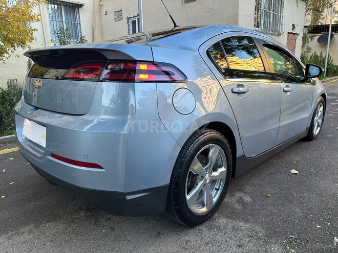 Chevrolet Volt-4