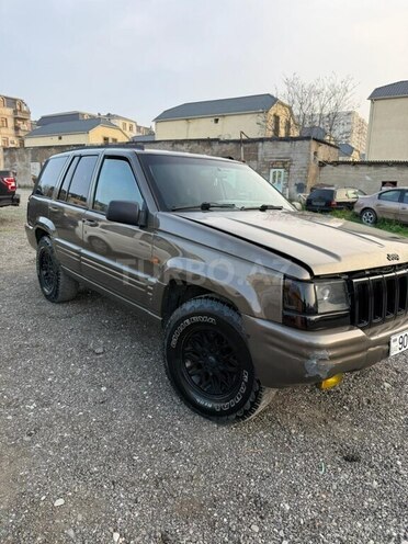 Jeep Grand Cherokee-9