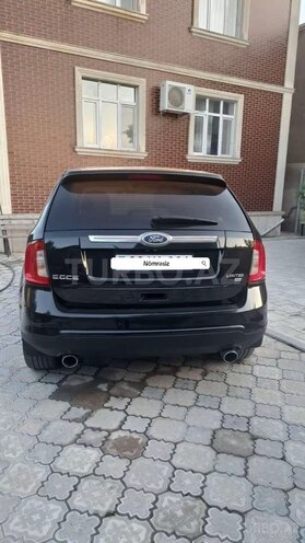 Ford Edge-2