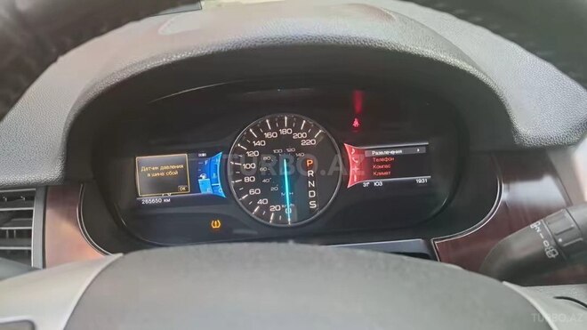 Ford Edge-6