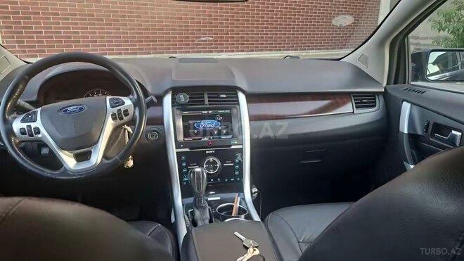 Ford Edge-5