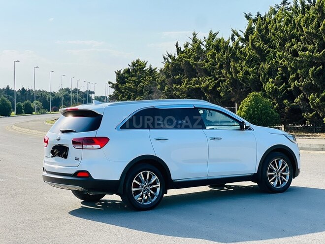 Kia Sorento-7