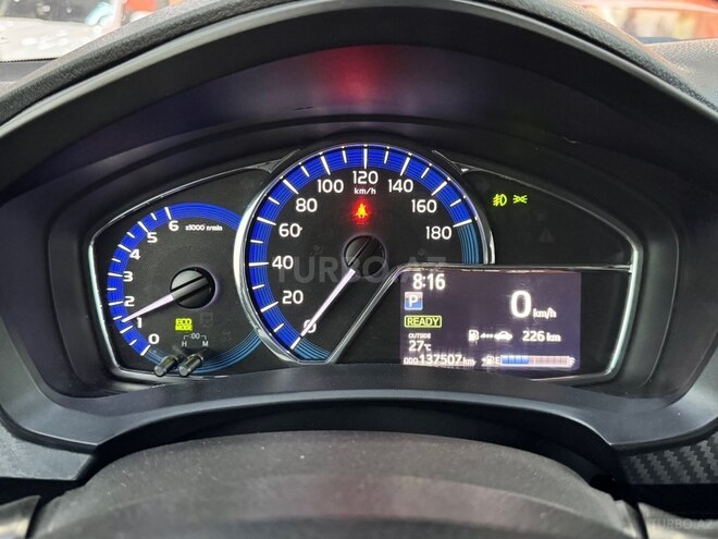 Toyota Corolla Fielder-22