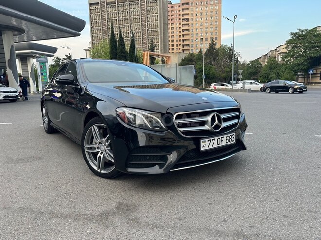 Mercedes E 300 4MATIC-2