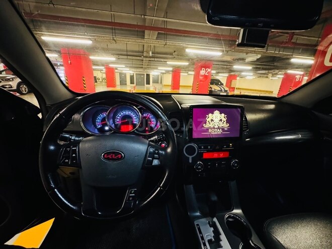Kia Sorento-8
