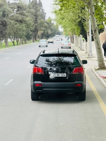 Kia Sorento-13