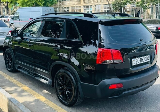 Kia Sorento-12