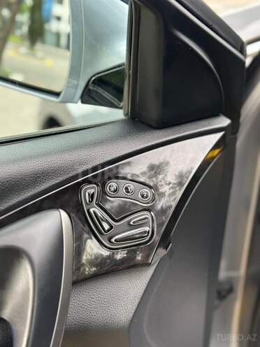 Hyundai Grandeur-10