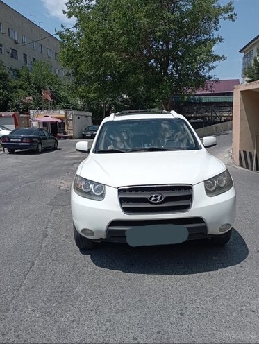 Hyundai Santa Fe-1