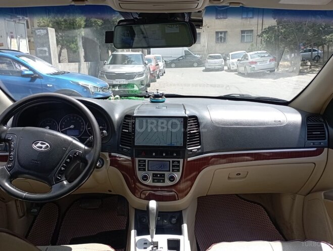 Hyundai Santa Fe-5