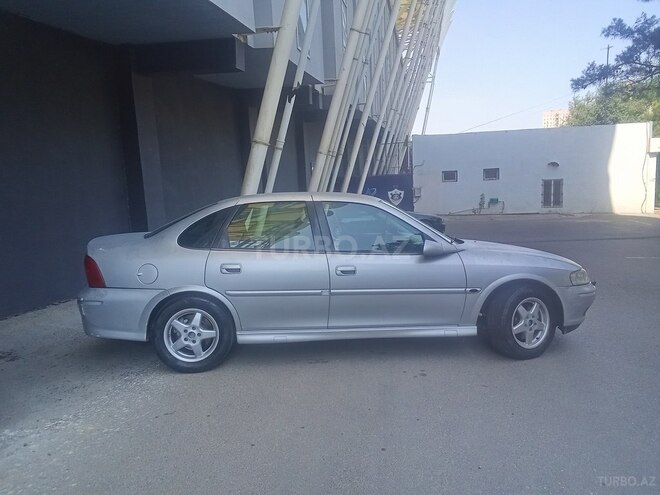 Opel Vectra-8