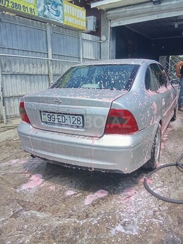 Opel Vectra-2