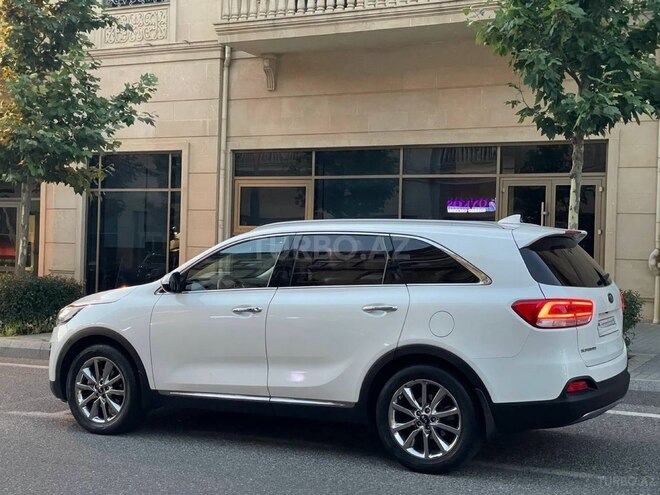 Kia Sorento-7