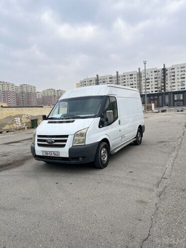 Ford Transit-6