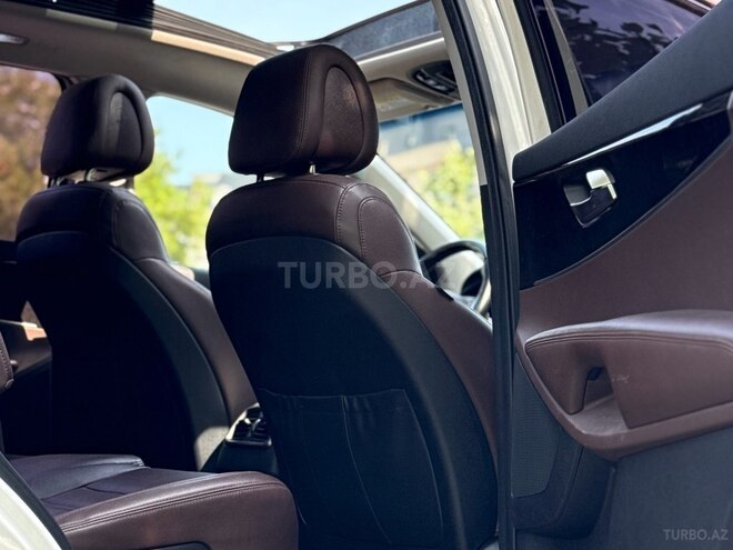 Kia Sorento-17