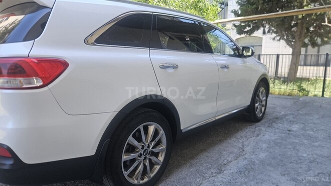 Kia Sorento-11