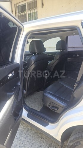 Kia Sorento-14