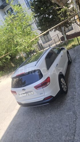 Kia Sorento-17