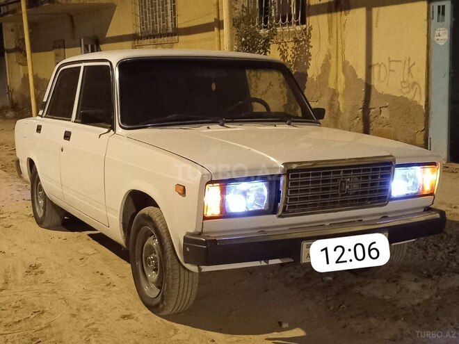 LADA (VAZ) 2107-8