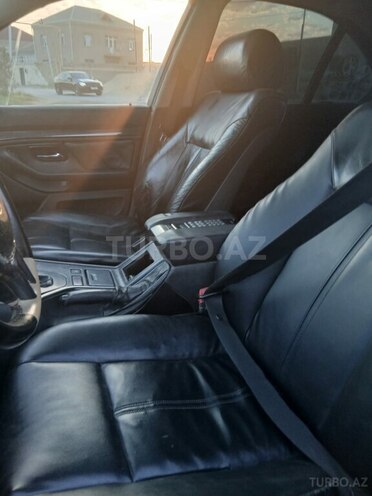 BMW 523-7