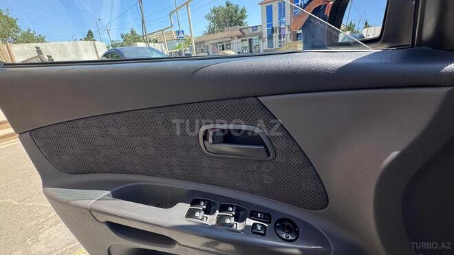 Kia Rio-14