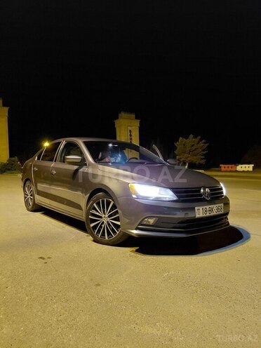 Volkswagen Jetta-17