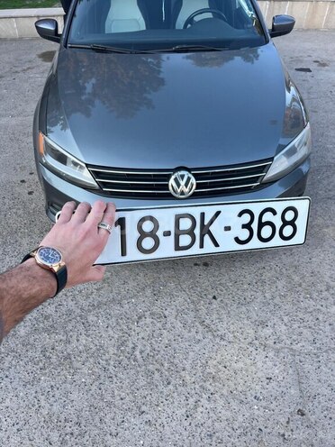 Volkswagen Jetta-18