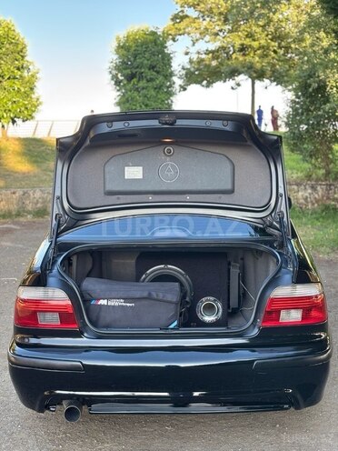 BMW 525-10