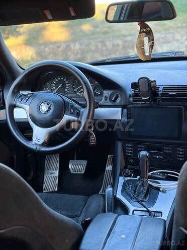 BMW 525-8
