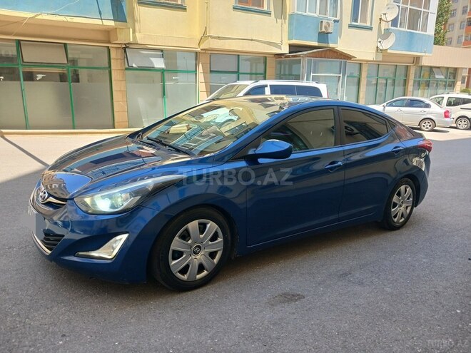 Hyundai Elantra-2