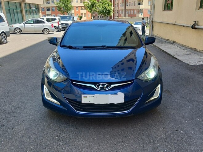 Hyundai Elantra-10