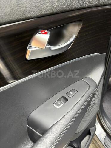 Kia Sorento-13