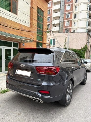 Kia Sorento-4