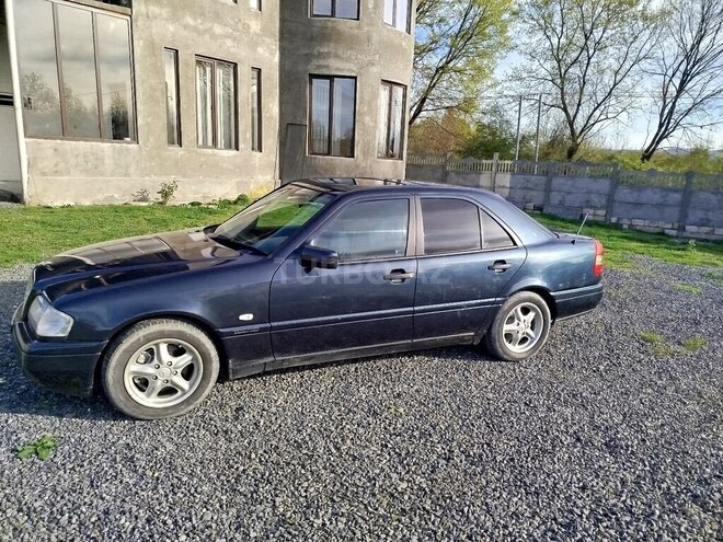 Mercedes C 180-6
