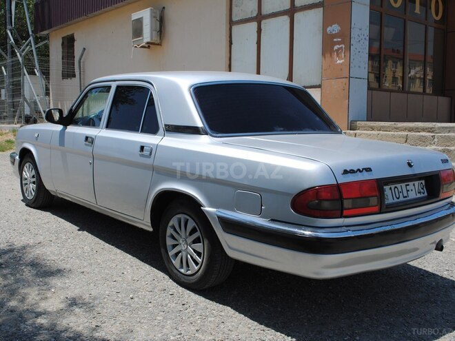 GAZ 3110 "Volga"-4
