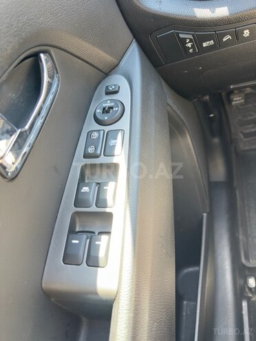 Kia Sportage-11