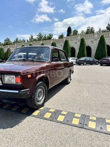 LADA (VAZ) 2107-2